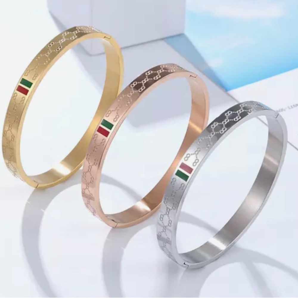 Silver bangle - Picture 4 of 4